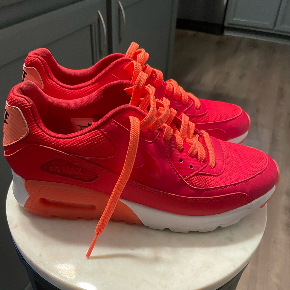 Women’s Nike Airmax 90
